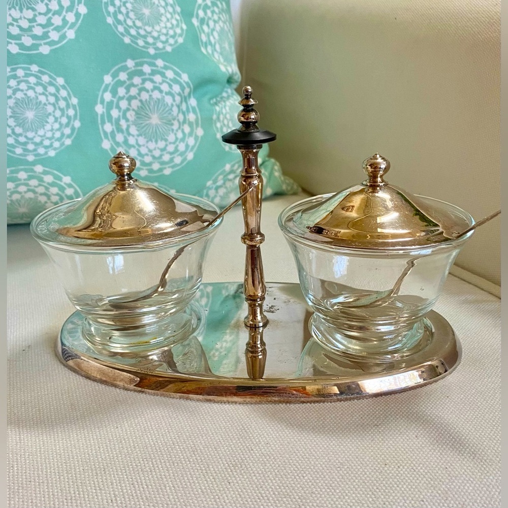 VTG FB Rogers Silver Co 1883 Serving Condiment Set Spoons Glass Sticker Signed